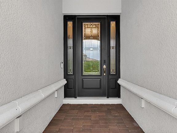 3rd image of 4543 Terrazza Ct