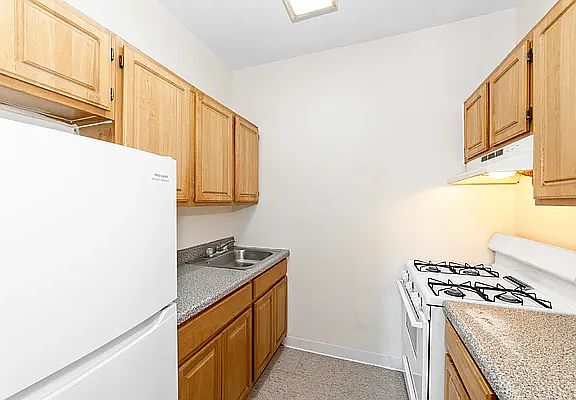 2nd image of 489 Saint Marks Ave APT 2A