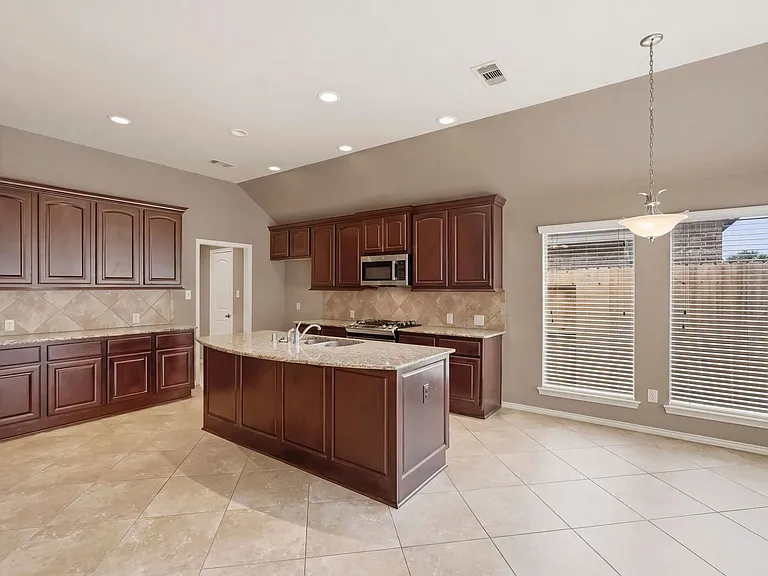 2935 Fair Chase Dr — Photo 11
