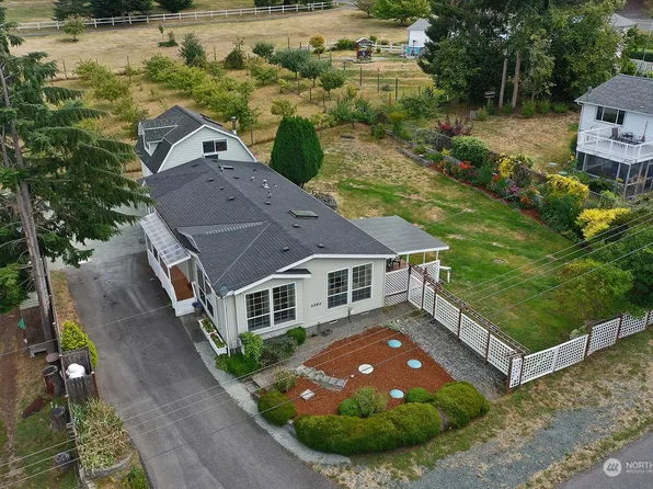 5385 Vinton Avenue, Freeland, WA 98249