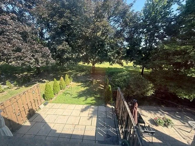 8 Farmstead Rd — Photo 36