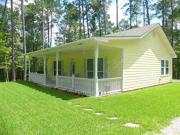2nd image of 888 Pinehurst Dr