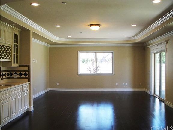 Family Room with Wet Bar