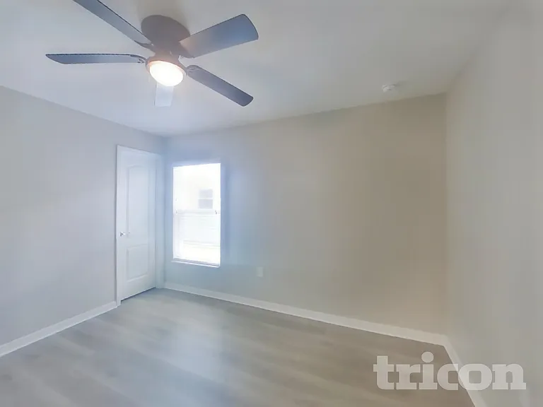 6046 Eagle Pointe Dr — Photo 12