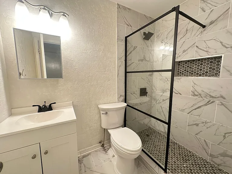522 S Dresden Ct — Photo 19