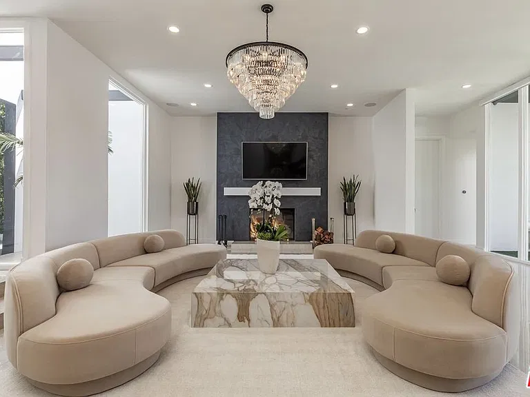 703 N Maple Dr — Photo 11