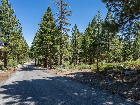 135 Summit St, Mammoth Lakes, CA 93546