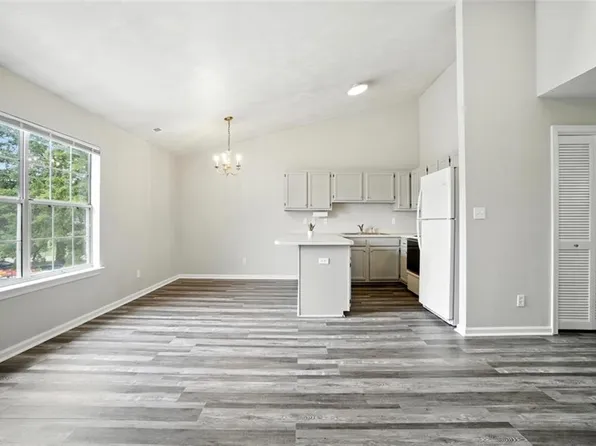 3331 Clover Meadows Dr, Chesapeake, VA 23321