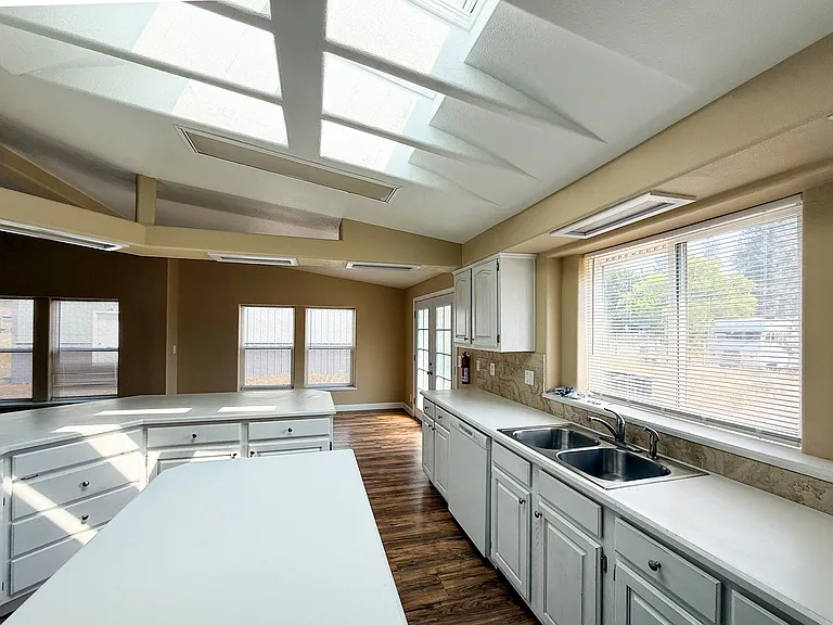 6477 Boulder Way — Photo 15