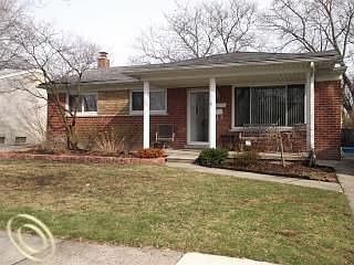 1st image of 32406 Birkshire St