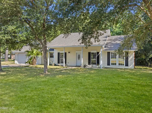 3300 Seabass Rd, Gautier, MS 39553