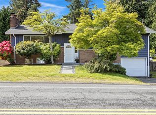 331 N 200th St, Seattle, WA 98133