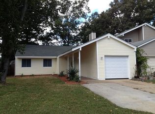 1727 Pompey St, Virginia Beach, VA 23464