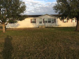 119 County Road 184, Bay City, TX 77414