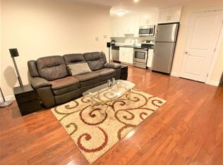 6 Blair Pl #8A, Cambridge, MA 02140