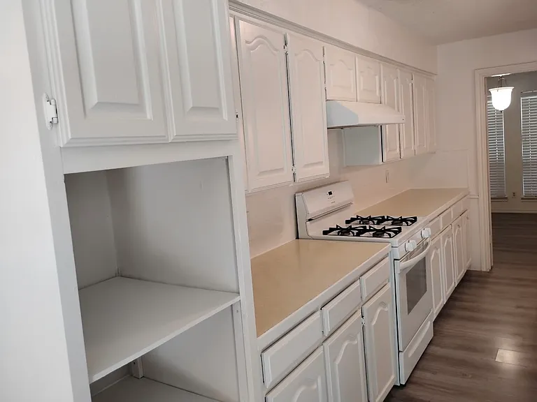 501 Northridge St — Photo 24