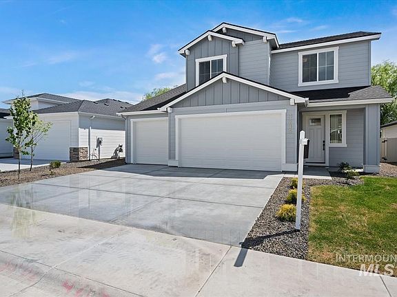 3rd image of 4215 Tropic Way