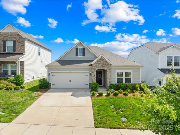 3938 Isenhour Rd, Kannapolis, NC 28081