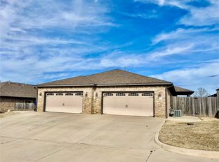 1407 N Monte Vista St #B, Ada, OK 74820