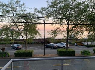 15549 Marine Dr #201, White Rock, BC V4B 1C9