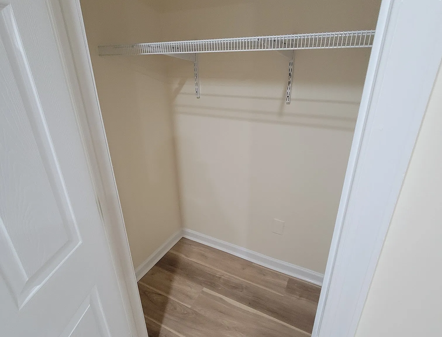 1 bed, $2,200 — Photo 4