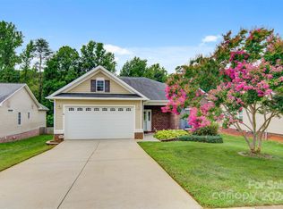 1528 Mayfair Dr, Conover, NC 28613