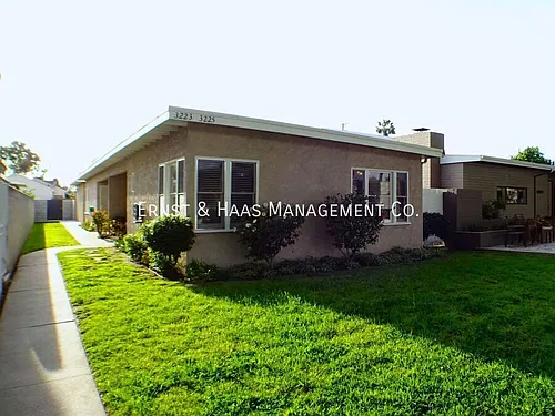 3223 Lemon Ave Photo 1