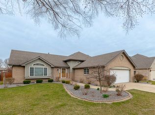 18044 Crystal Ln, Lansing, IL 60438