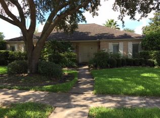 5022 Heatherglen Dr, Houston, TX 77096