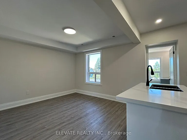 624 Christie St #2 — Photo 4