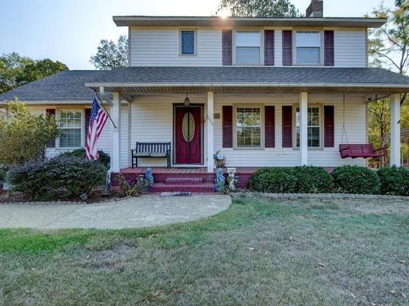 206 Independence Dr, Hot Springs, AR 71913