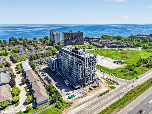 461 Green Rd #321, Hamilton, ON L8E 5B4