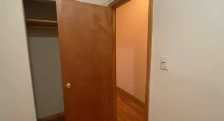 Rented by Manhattan Dwelling Corporation | media 22