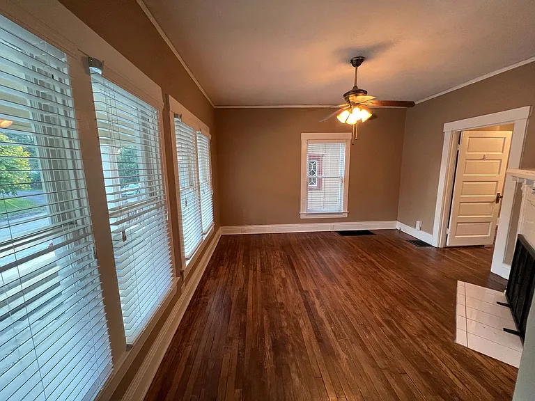 2831 Westminster Ct — Photo 3