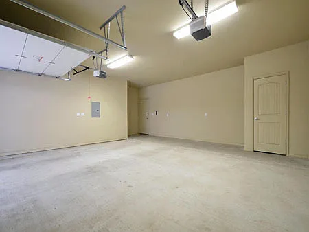2606 Wilson St — Photo 10