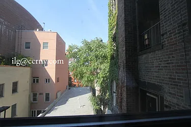 Rented by City Connections Realty