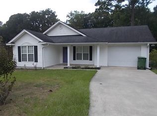 210 Magnolia Dr, Adel, GA 31620