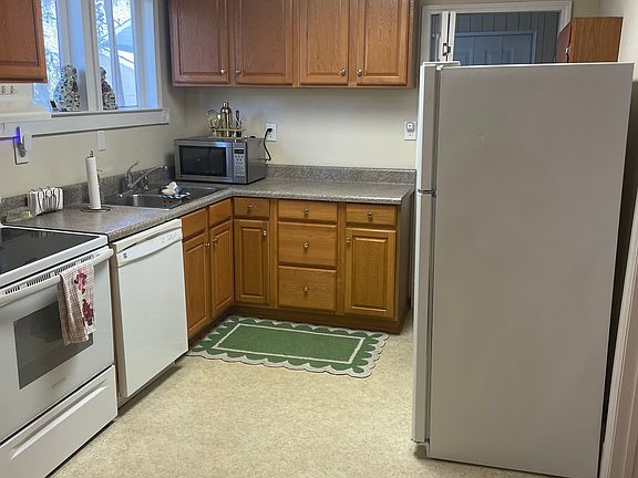 2nd image of 229 Atlantic Dr