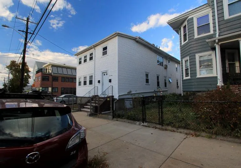 540 Main St #2 — Photo 22