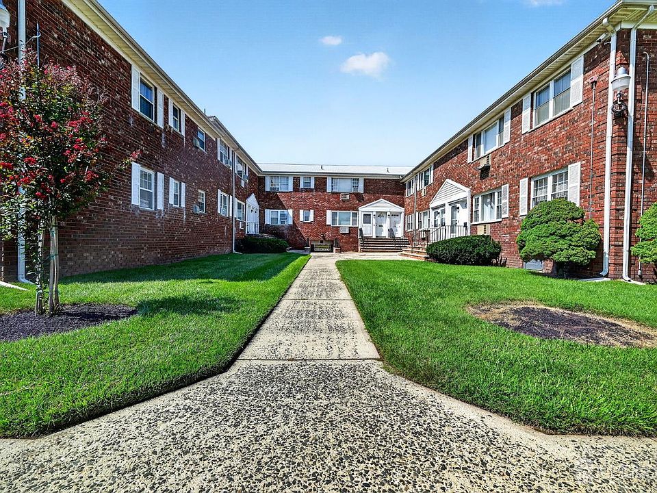 1st image of 46 Gramercy Gdns #B