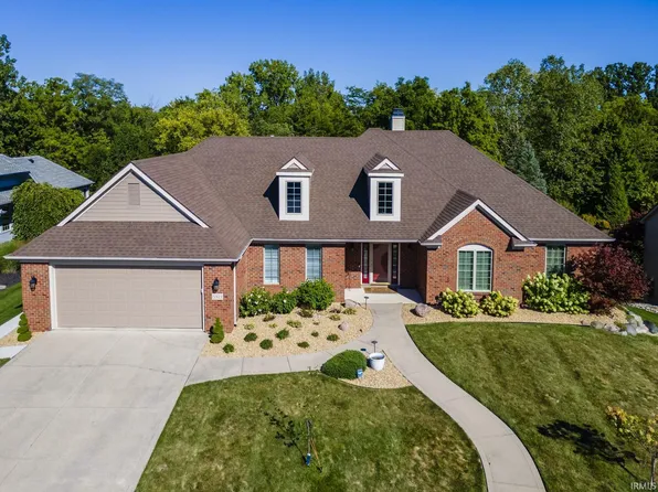 5923 Brightleaf Ct, Fort Wayne, IN 46814