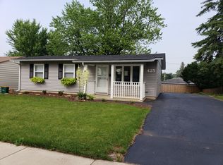 425 Glen Ave, Romeoville, IL 60446