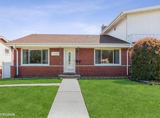 7137 W Niles Ave, Niles, IL 60714