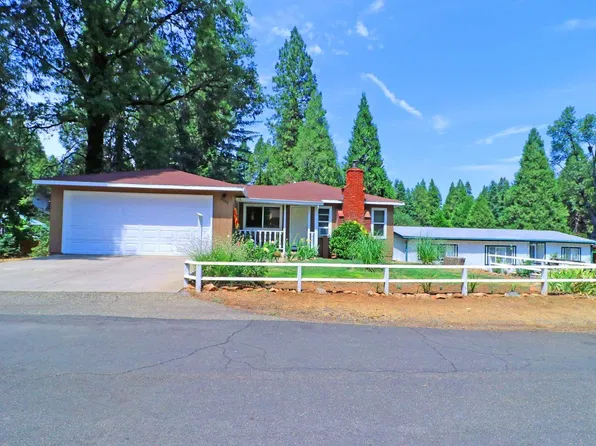 6295 Fairview Dr, Pollock Pines, CA 95726