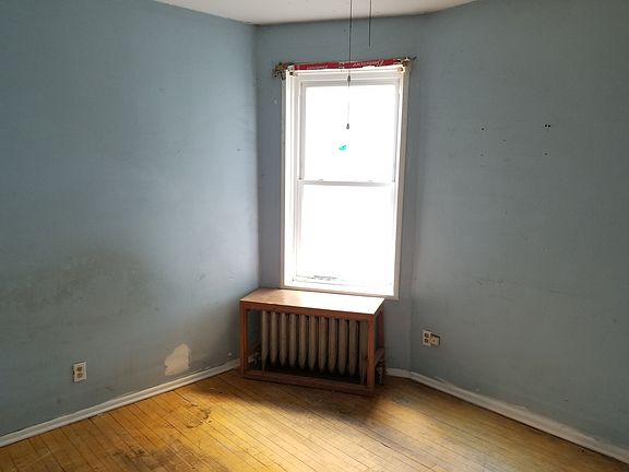 5th image of 4447 S Sawyer Ave