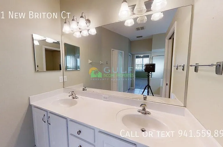 141 New Briton Ct — Photo 22