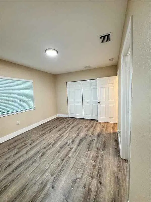1770 Nw 55th St # 1770 Miami, Fl 33142 — Photo 2