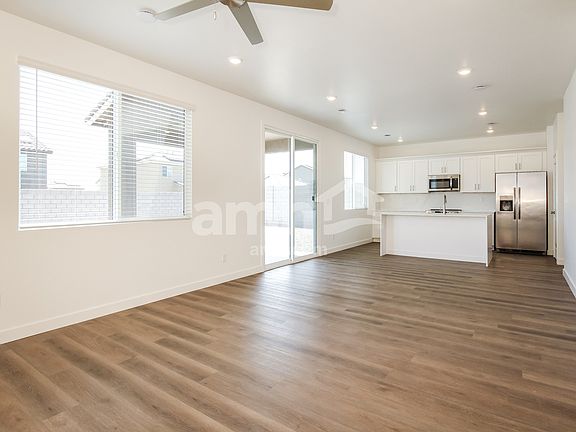 5th image of 20177 W Thomas Rd Unit 373