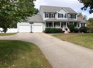1 Draper Woods Rd, Sturbridge, MA 01518