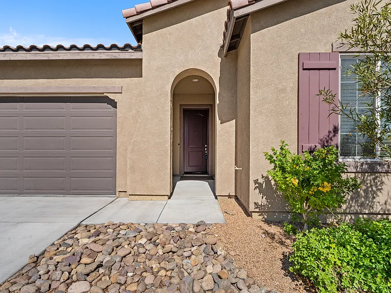 43720 Vacanza Ct — Photo 31